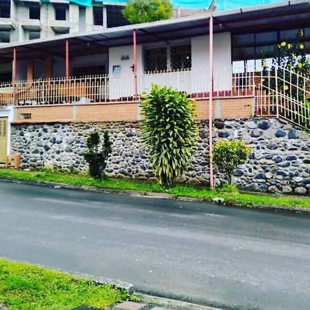 Hostal Spa Casa De Piedra Con Jacuzzi 圣罗莎德卡瓦尔 外观 照片