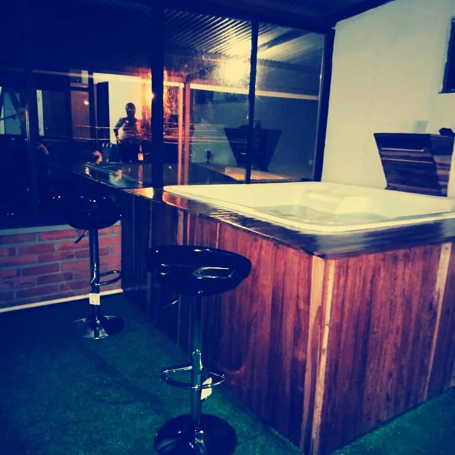Hostal Spa Casa De Piedra Con Jacuzzi 圣罗莎德卡瓦尔 外观 照片